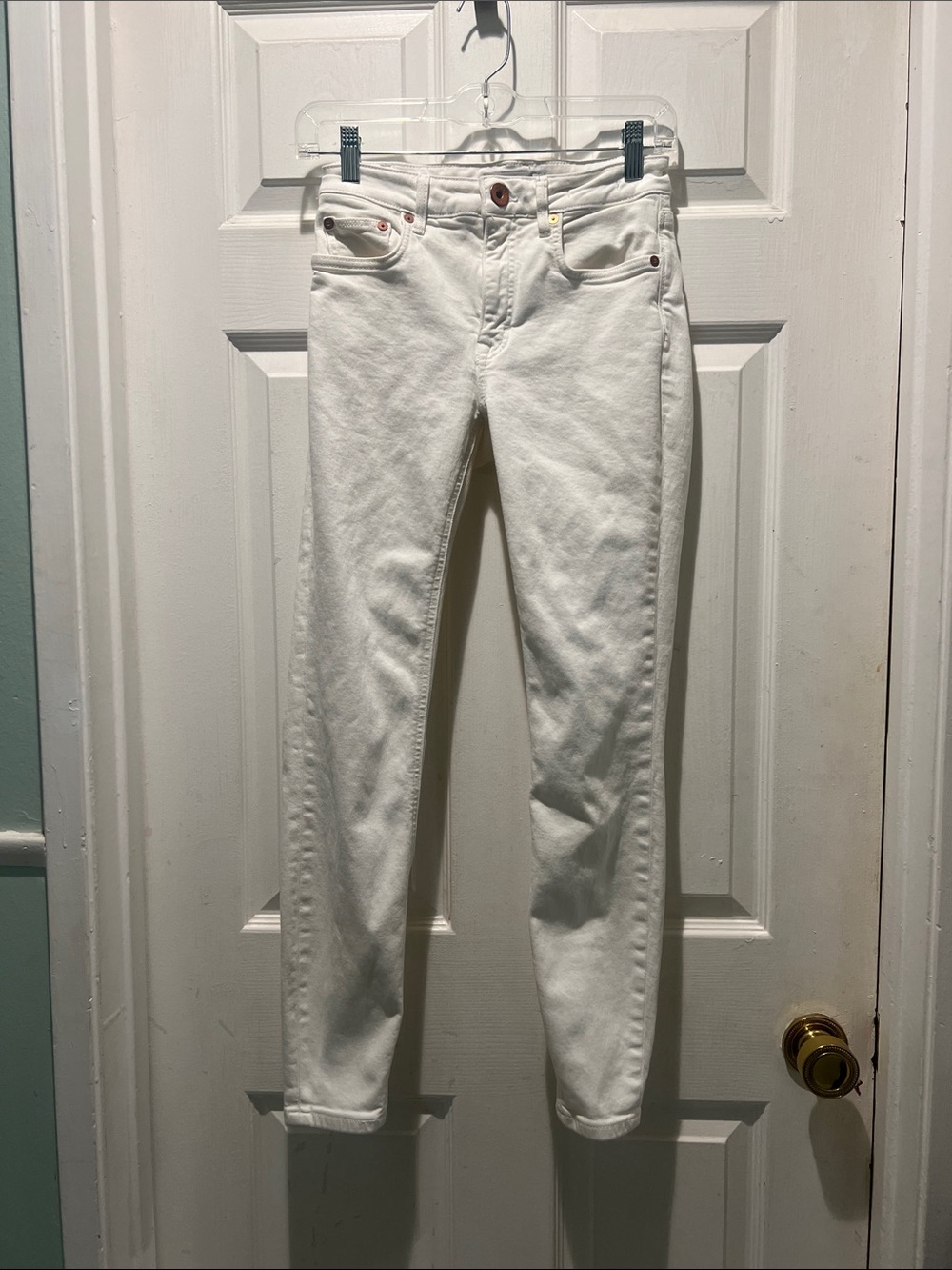Vineyard Vines White pants